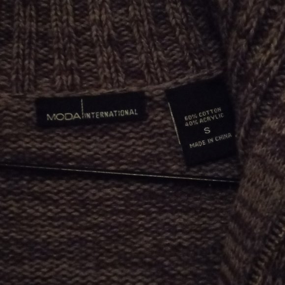 Moda Intl Grey Asymmetrical Sweater Jacket - Picture 10 of 16